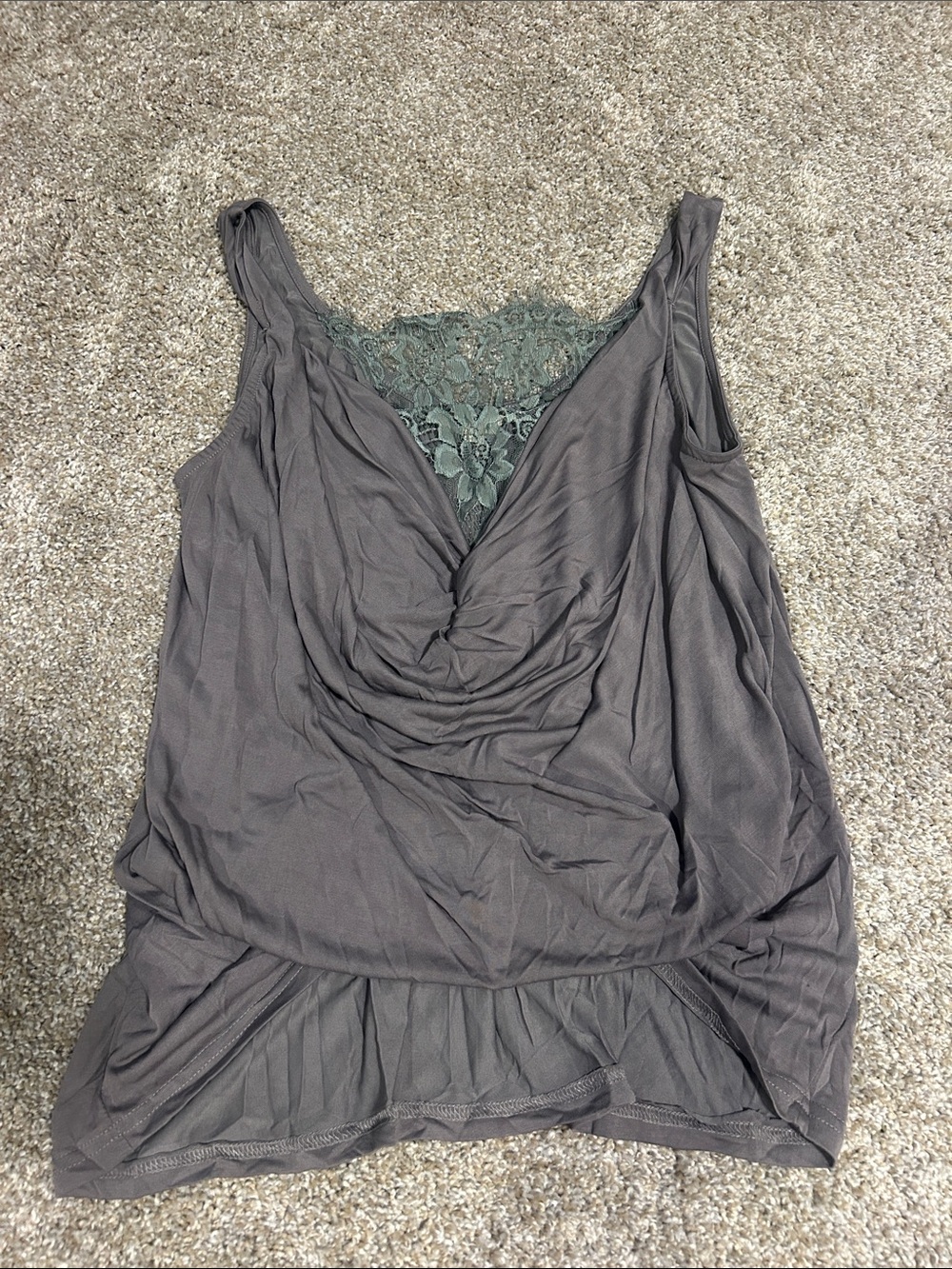 POL Lace-Trim Sleeveless Top in Gray